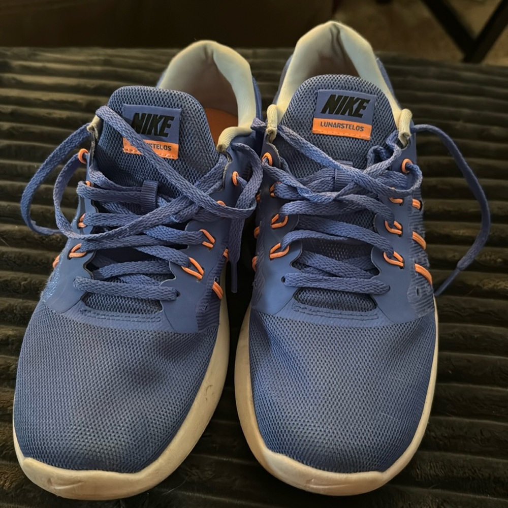 8.5M Nike Lunarstelos Sneakers. Dark Periwinkle & Coral GUC